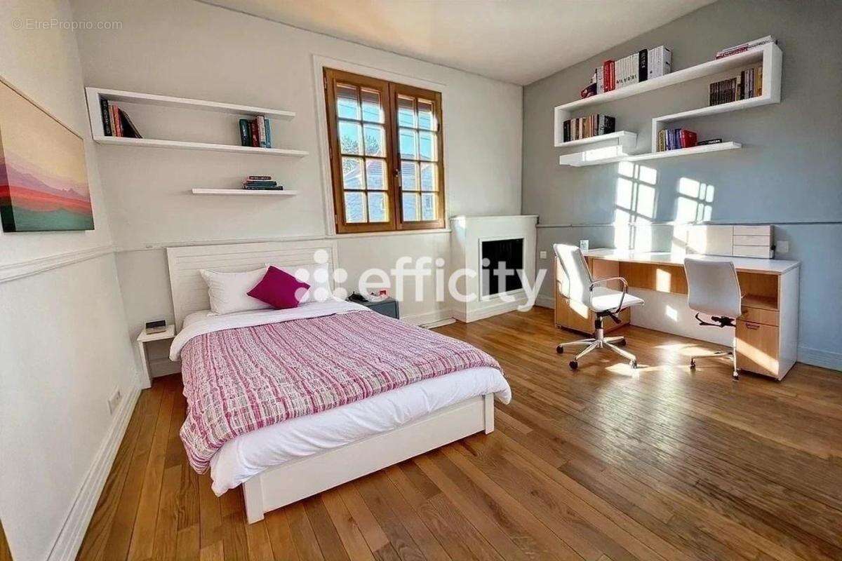 Maison à SAINT-PRIX