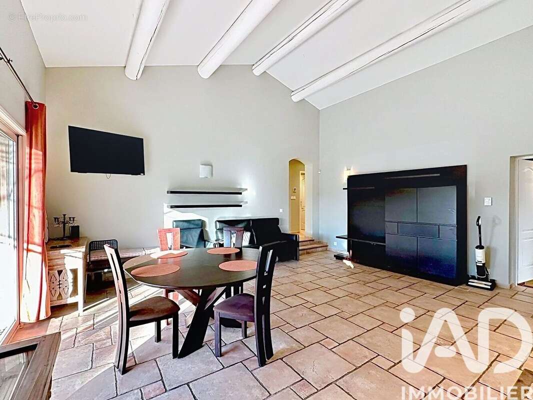 Photo 7 - Maison à ORANGE