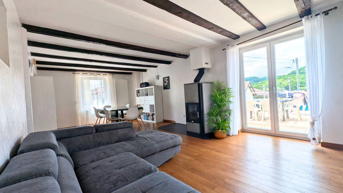 Maison à VILLECEY-SUR-MAD