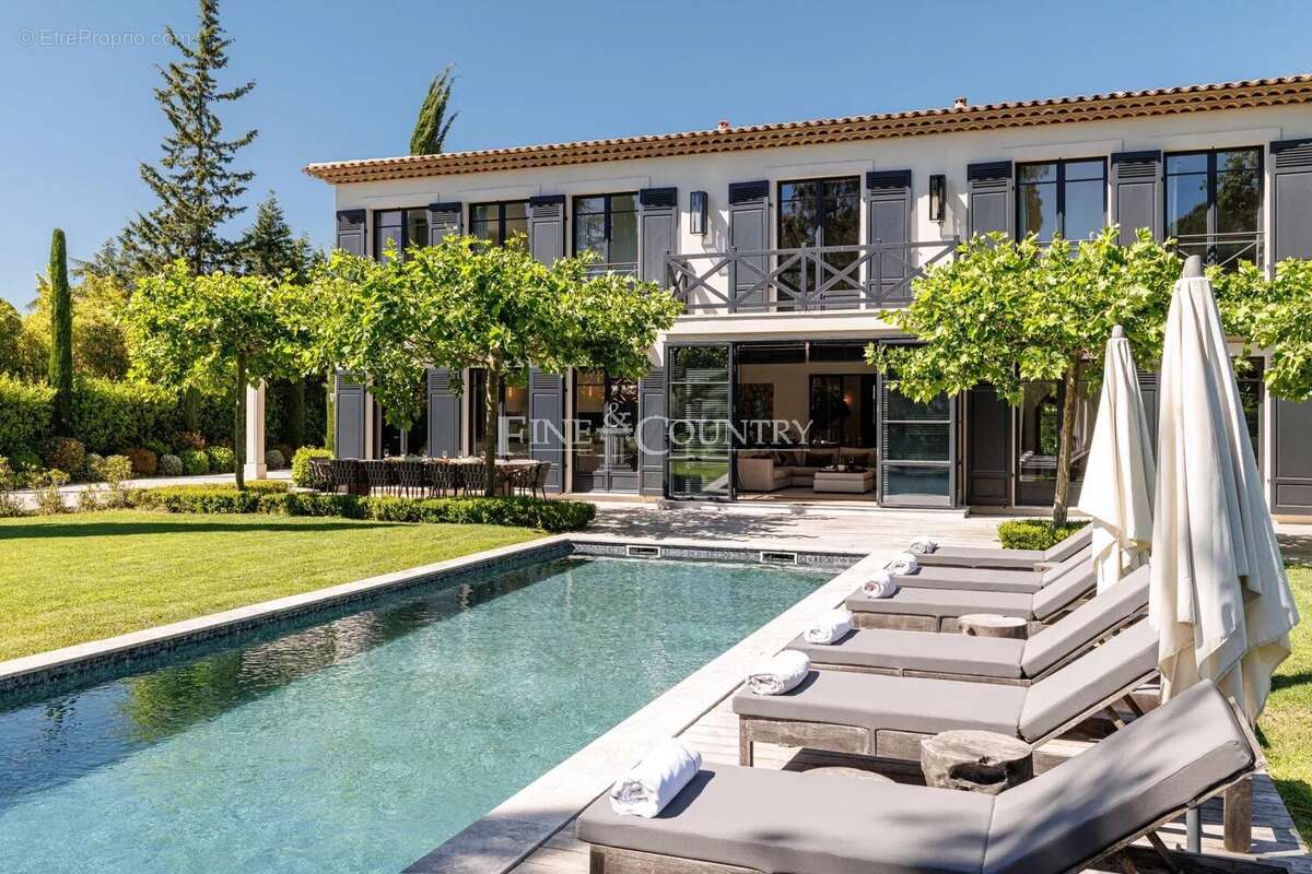 Maison à MOUGINS