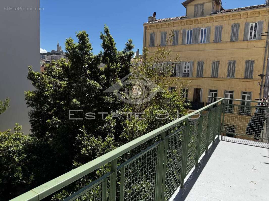 Appartement à MARSEILLE-7E