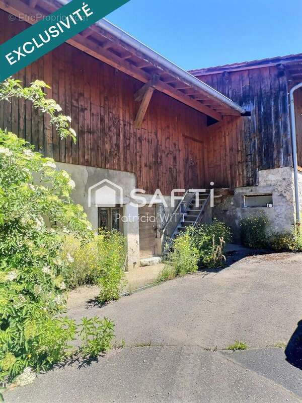 Maison 155 m² à Orcier  - photo 2