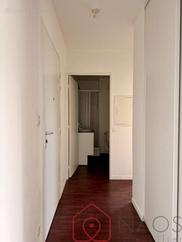 PLOUFRAGAN - T2 calme et lumineux avec balcon - photo 9