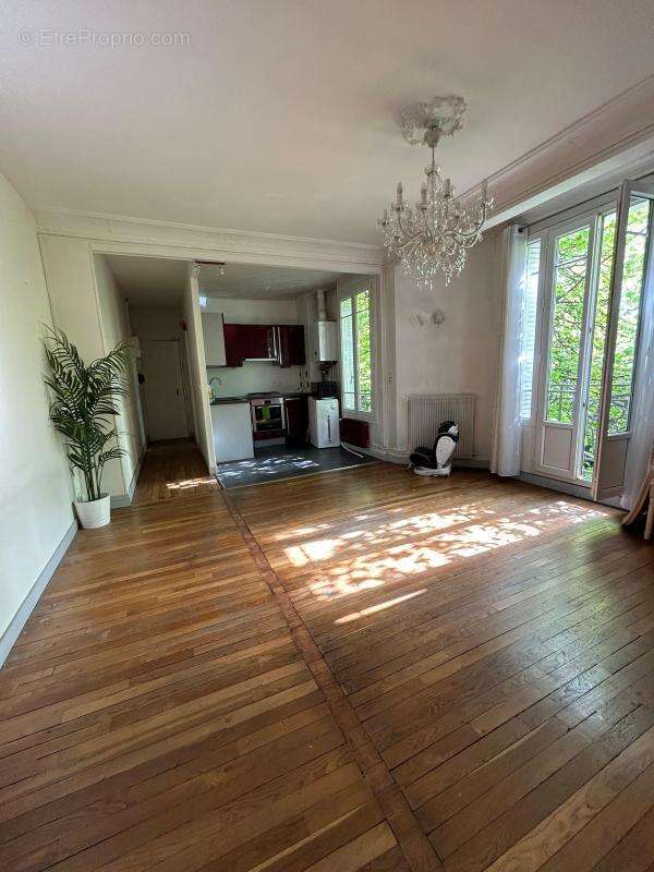 Appartement à VILLEMOMBLE