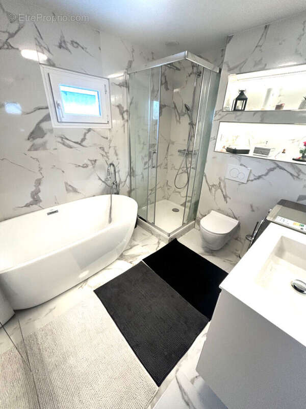 Maison à PARAY-VIEILLE-POSTE