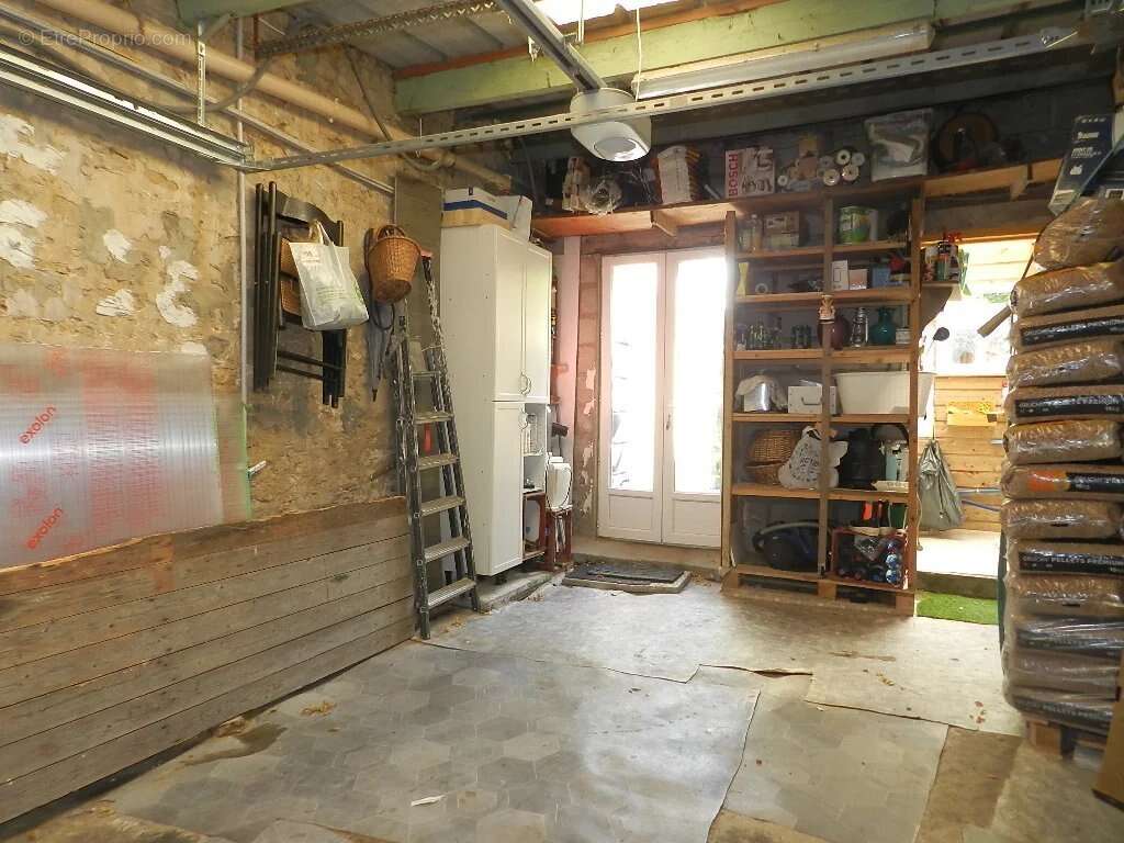 Centre ville, maison entierement restauree avec garage, jardin et jacuzzi. - photo 22
