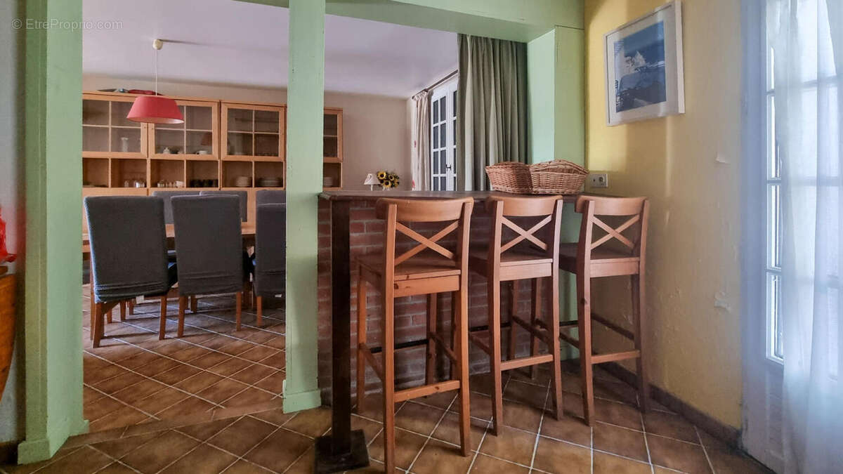 salle a manger - Maison à LABECEDE-LAURAGAIS