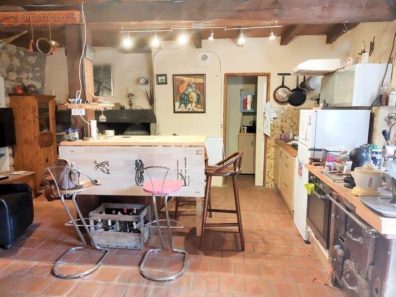 Maison à JONCELS