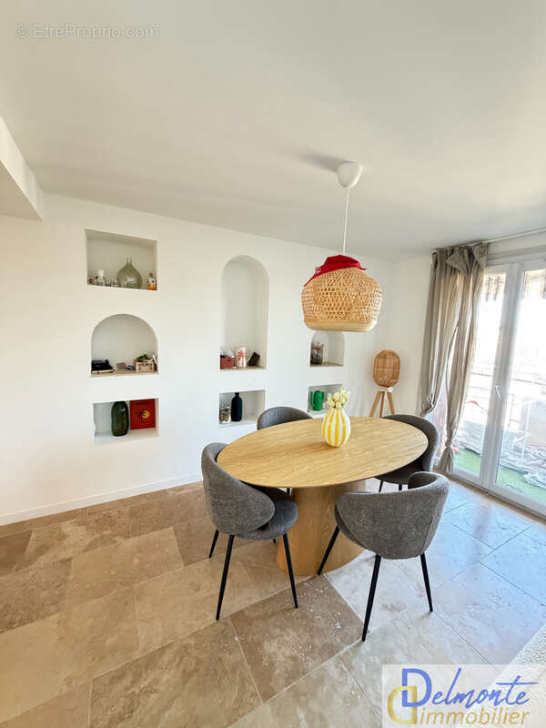 Toulon est - charmant faux t3 56m2 avec balcon et cave - photo 4