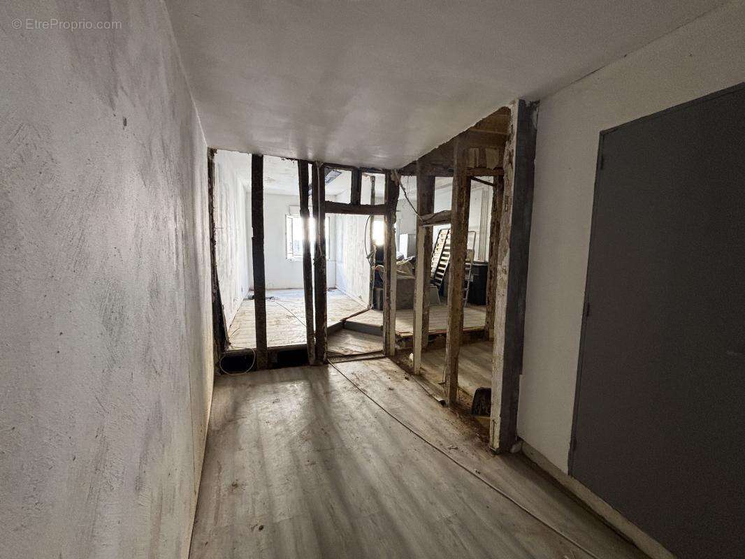 Appartement 162 m² à Briatexte  - photo 5
