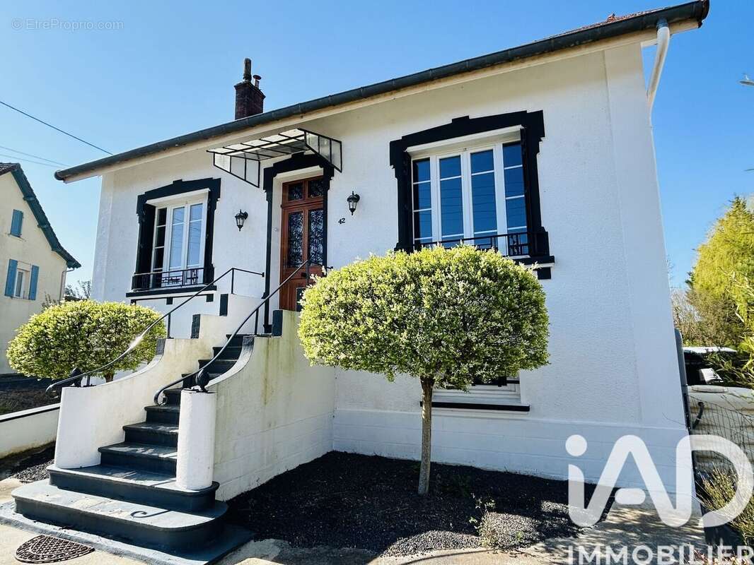 Photo 2 - Maison à LOUHANS