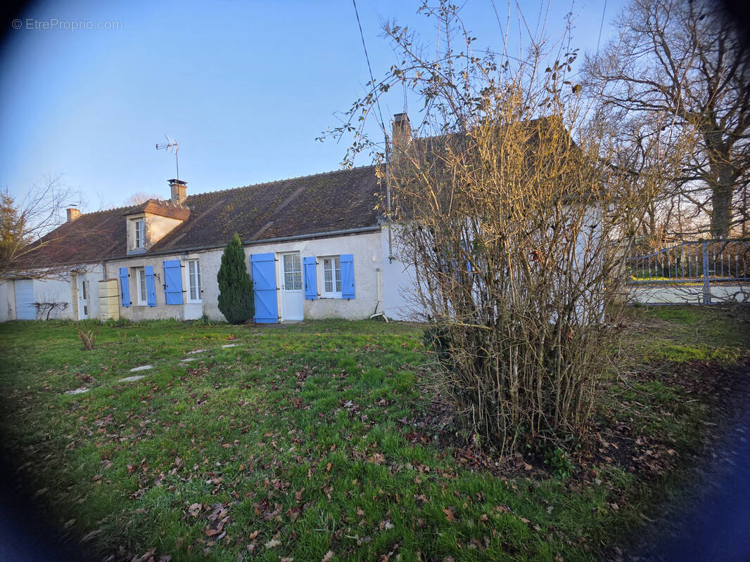 Maison à LE PONDY