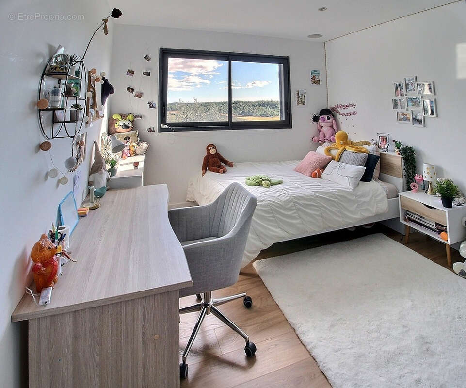 Maison à COMBAILLAUX