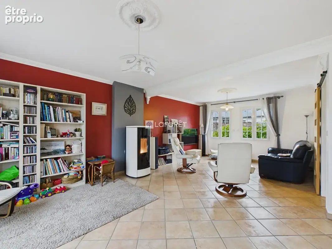 Maison Ploneour Lanvern 6 pièce(s) 192 m2 - photo 5