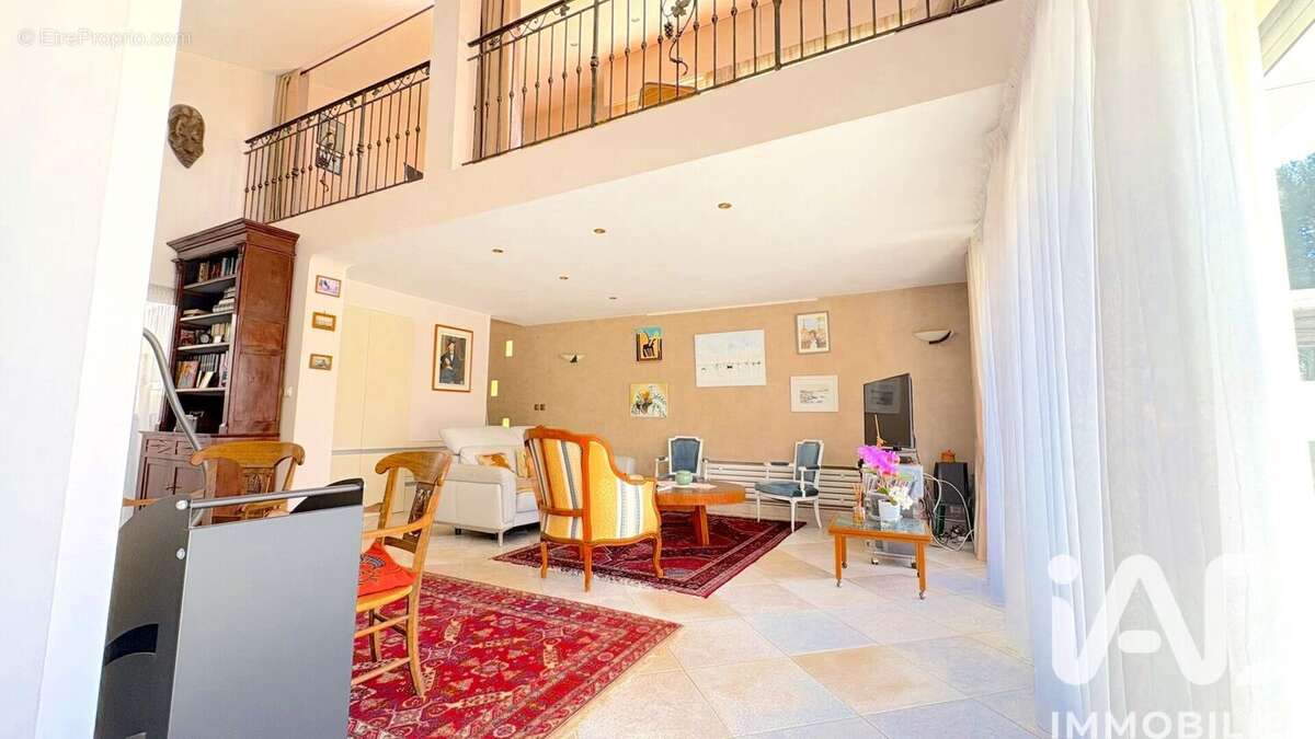 Photo 9 - Maison à SAINT-RAPHAEL