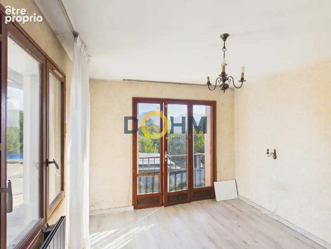 Maison familiale lumineuse de 183 m2  sur terrain de 786 m2 a saint jean d'arvey - photo 16