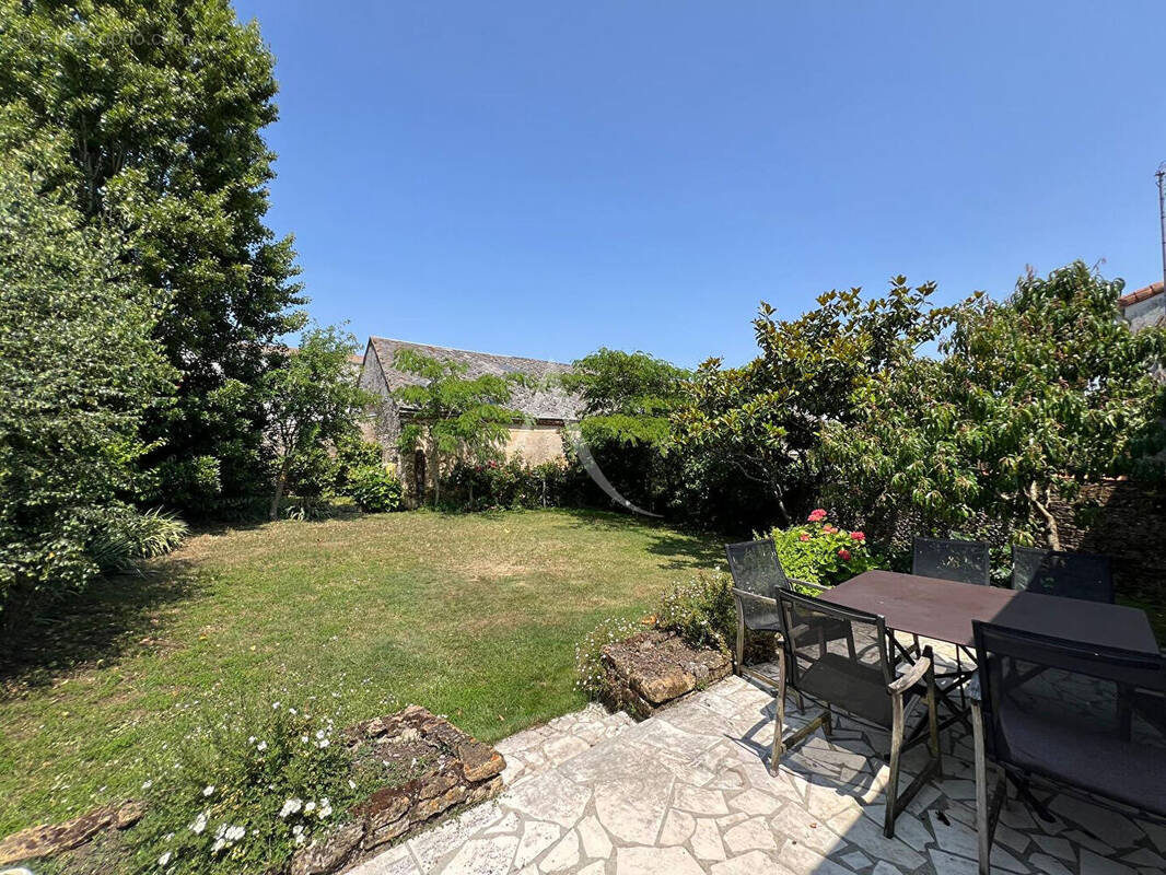 Maison à TALMONT-SAINT-HILAIRE