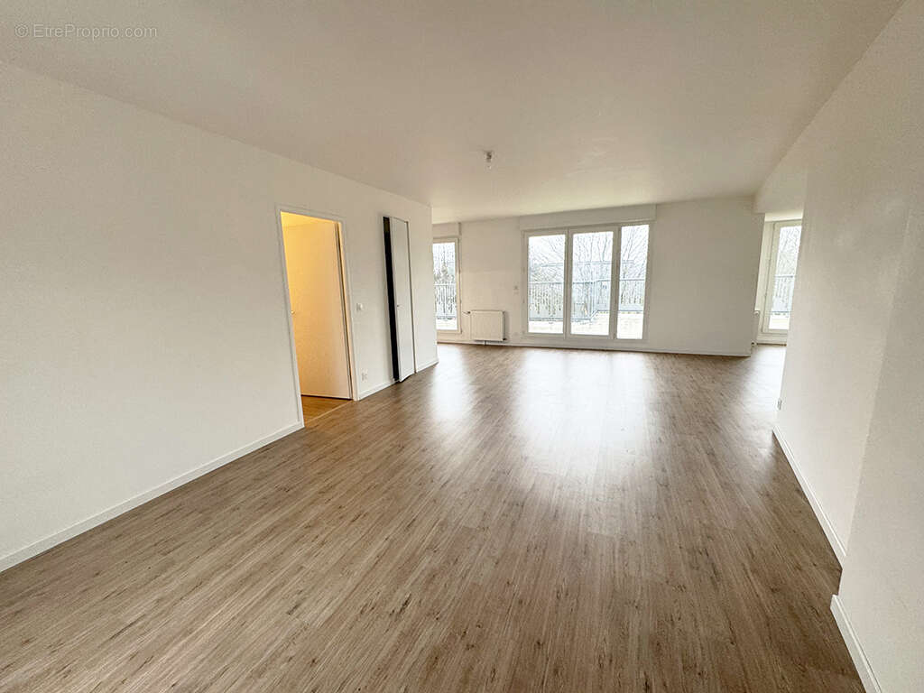 Appartement à NEUILLY-PLAISANCE