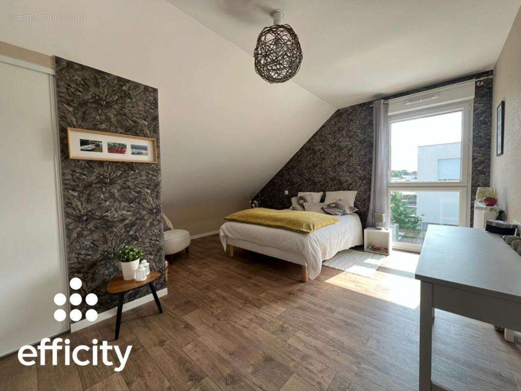 Appartement à ORGERES