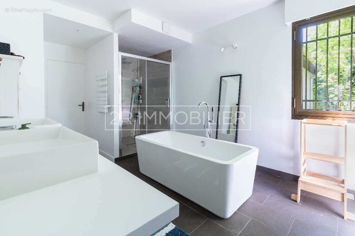 Maison à LAGNY-SUR-MARNE