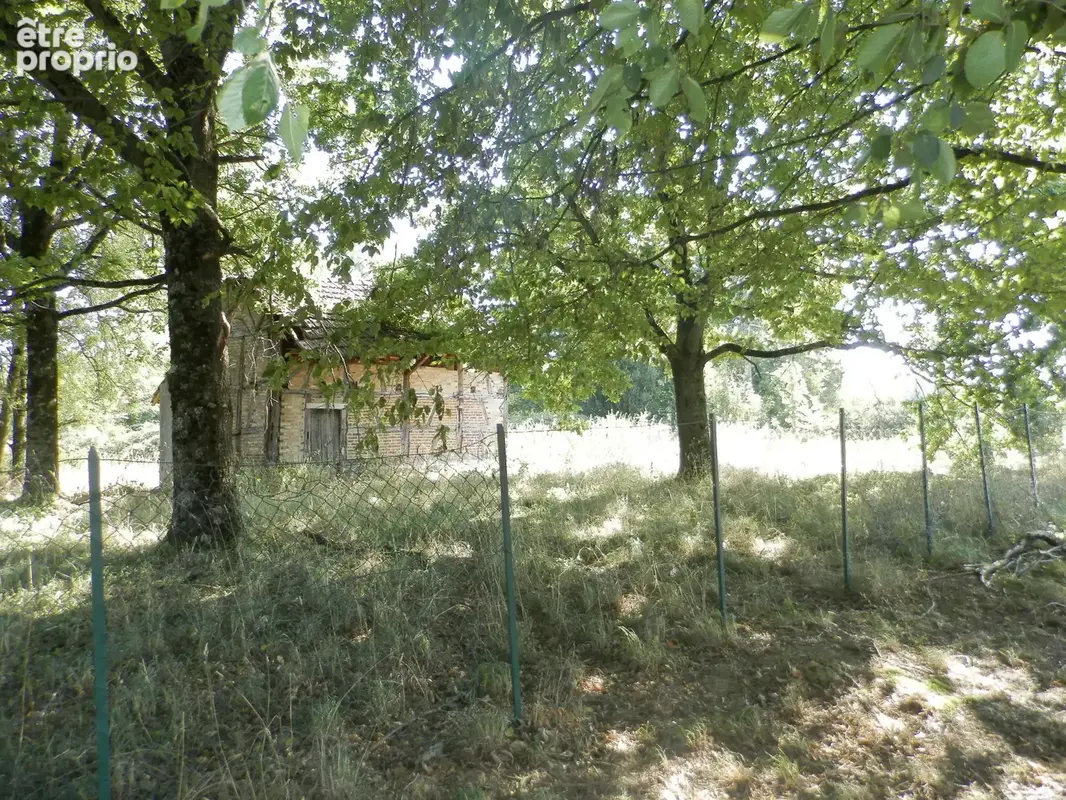 TERRAIN À VENDRE 1148 M²