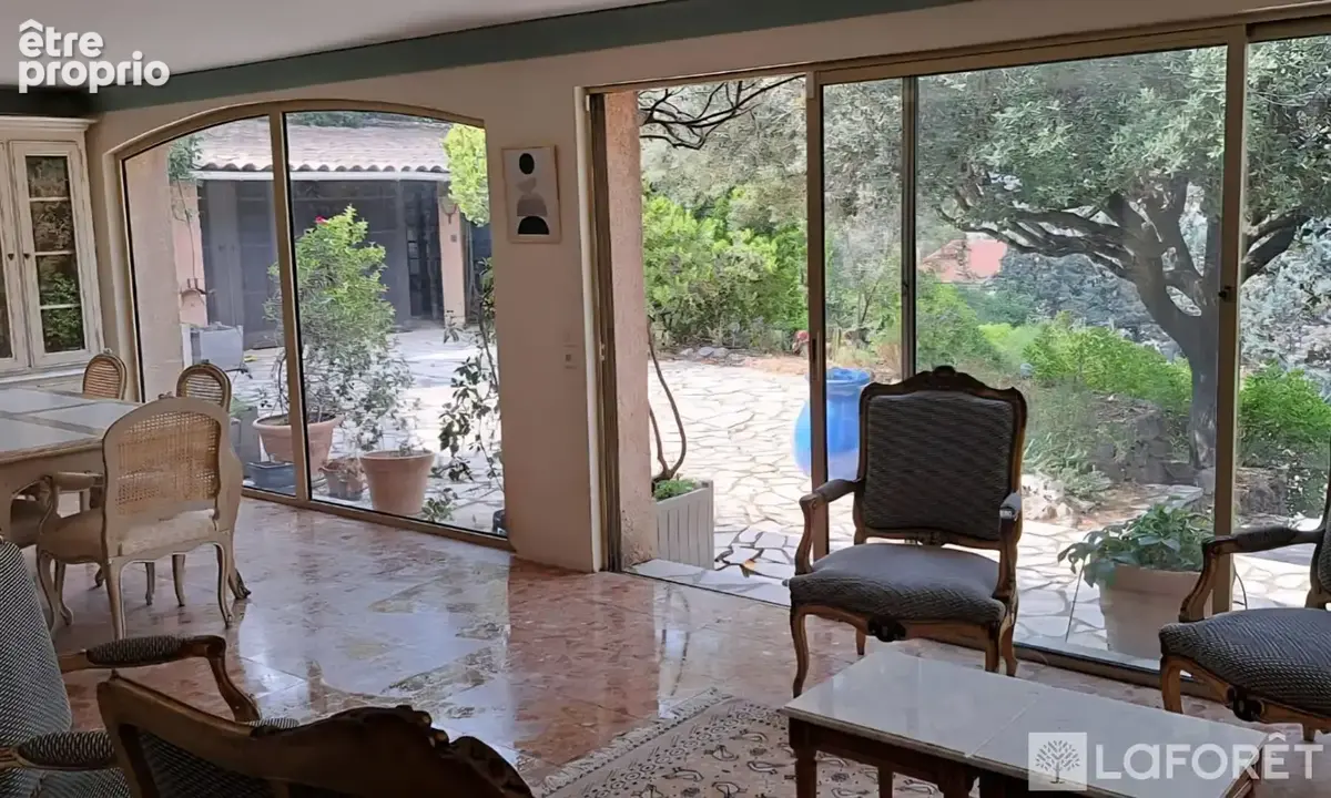 Nouveauté Villa de Caractère avec magnifique Vue Mer à Saint-Raphaël - photo 9