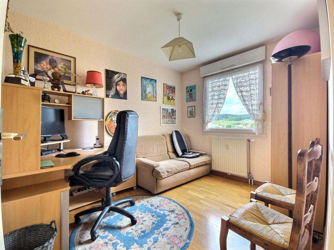 Appartement à CHENOVE