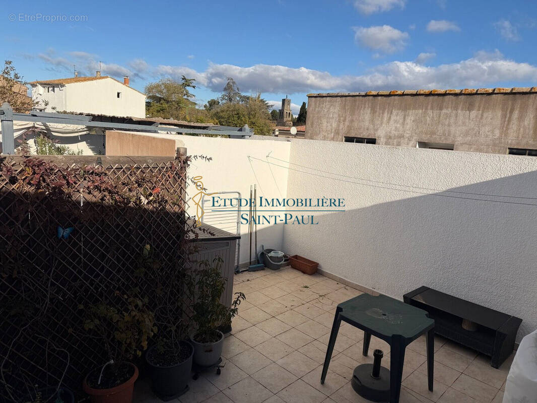 Appartement à PAULHAN