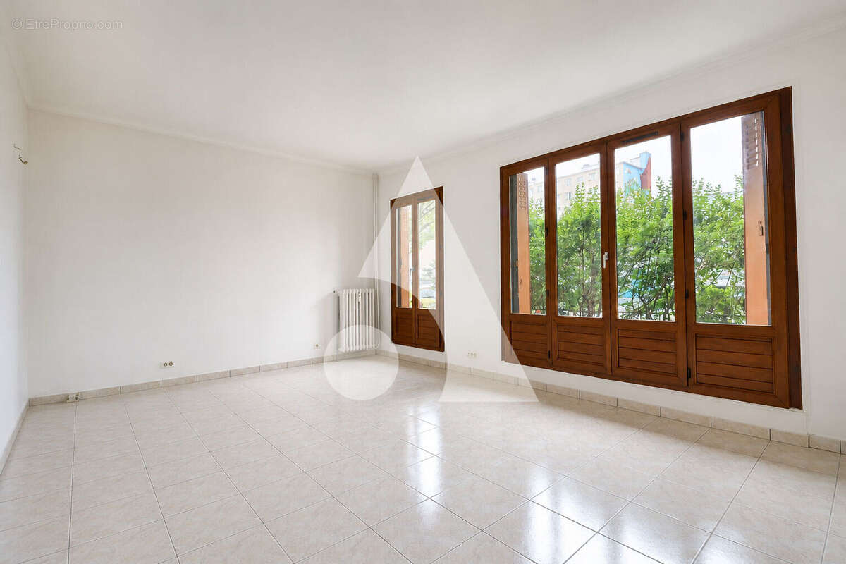 Appartement à ROMAINVILLE