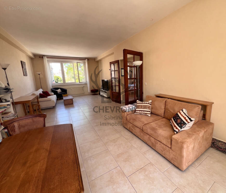 Appartement à CHARLEVILLE-MEZIERES