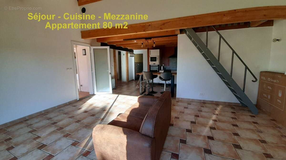Maison à FOURQUES