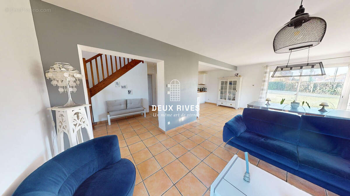 Maison à HAUTE-GOULAINE