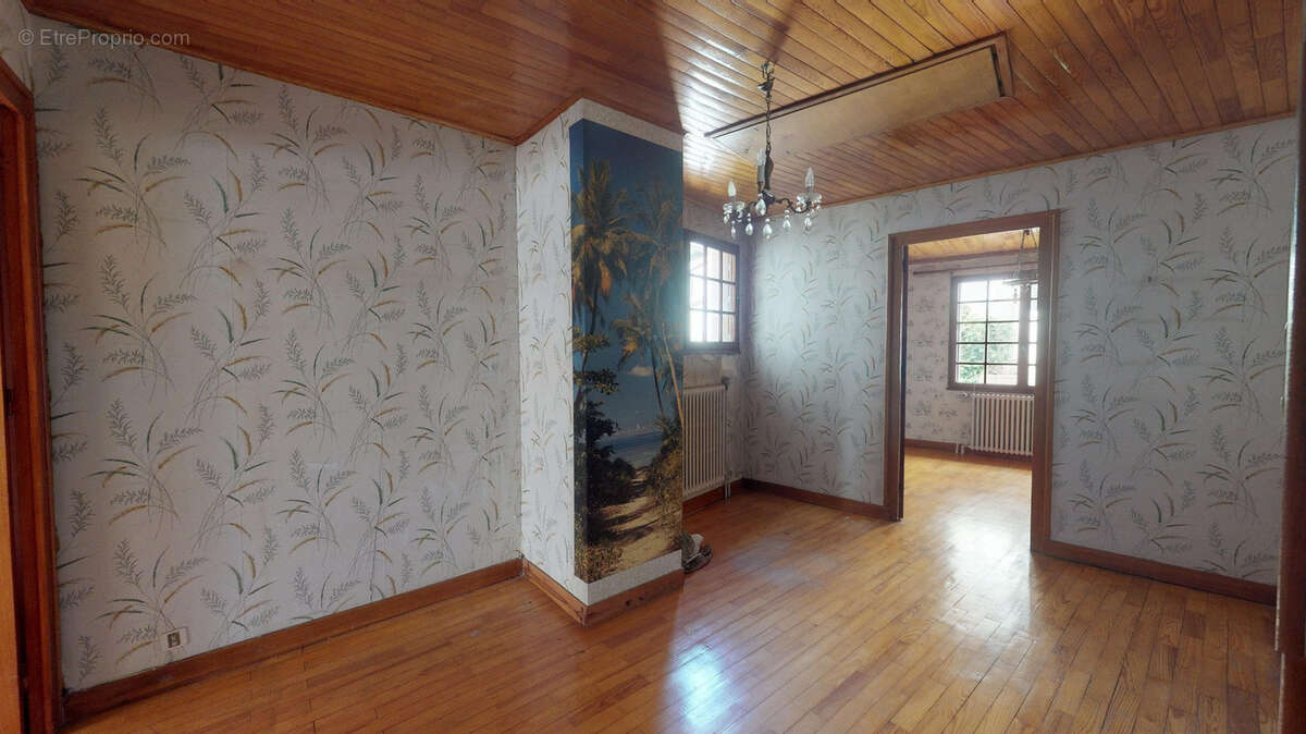 Maison à LE MONASTIER-SUR-GAZEILLE