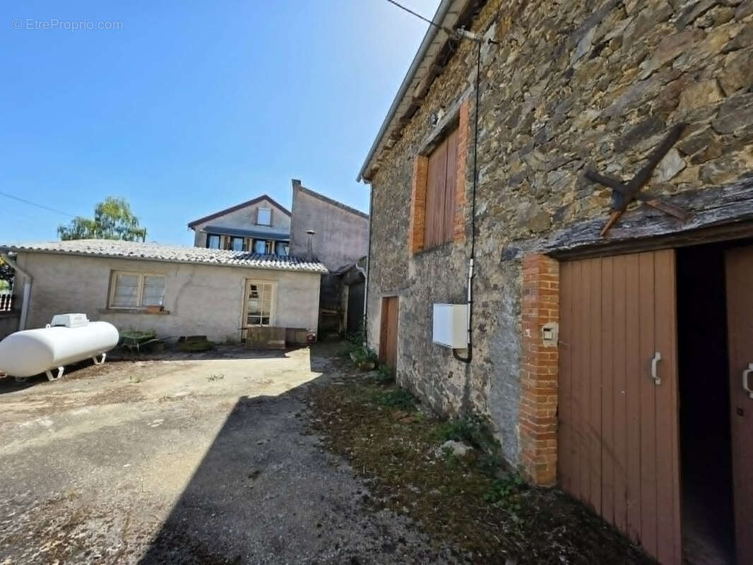 Maison à TANUS