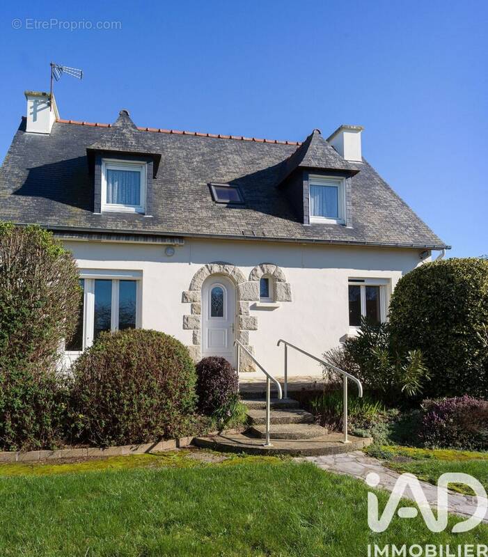Photo 1 - Maison à PLANGUENOUAL