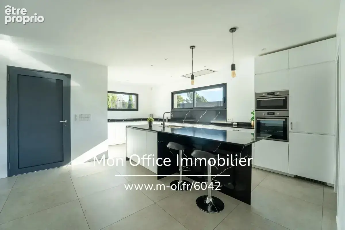 Référence : 6042-DVI - Villa contemporaine de plain-pied à Éguilles 6 pièces - piscine - pool house - garage - photo 3