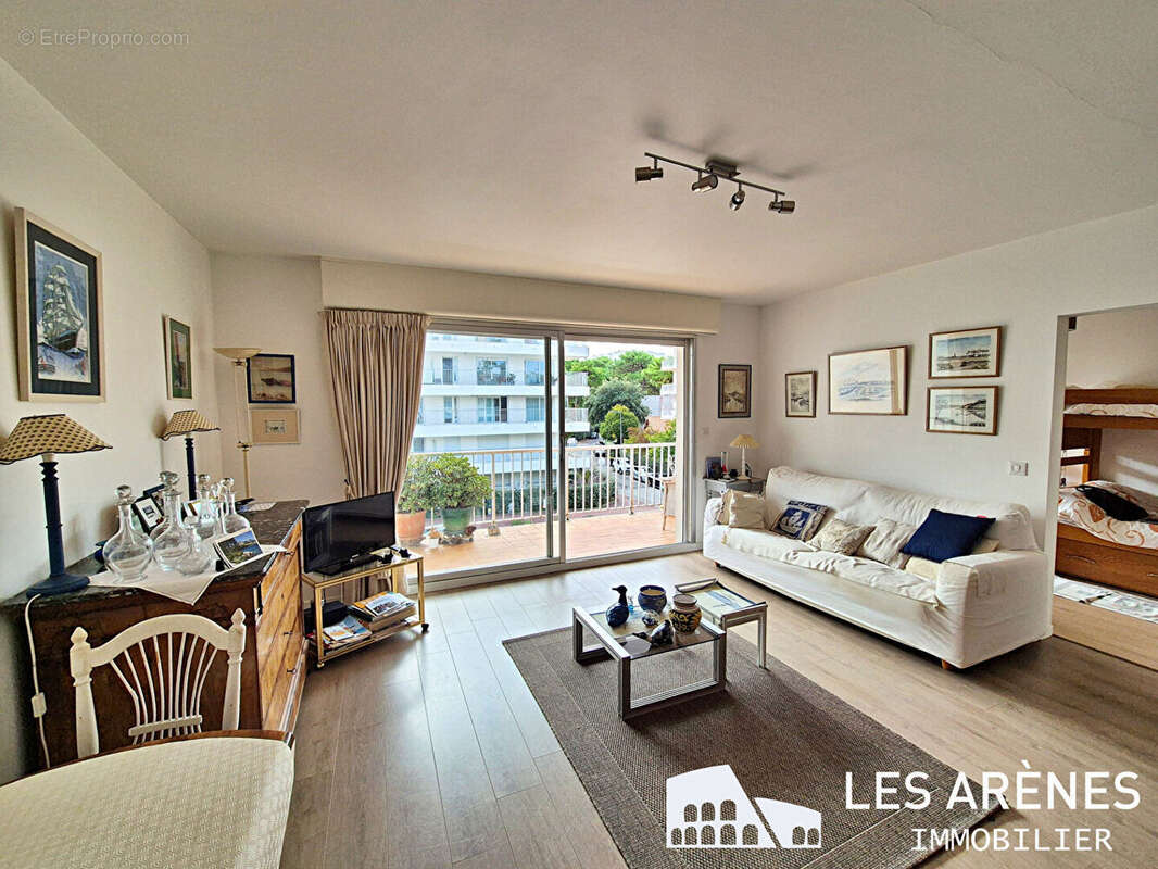 Appartement type 3 avec Ascenseur - Grand Balcon proche MER avec Garage et Cave - photo 3