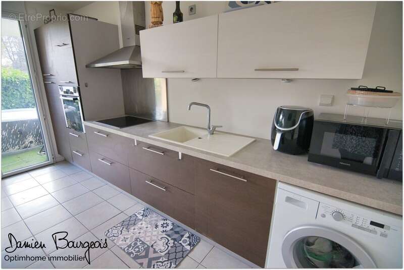 Appartement à THOIRY