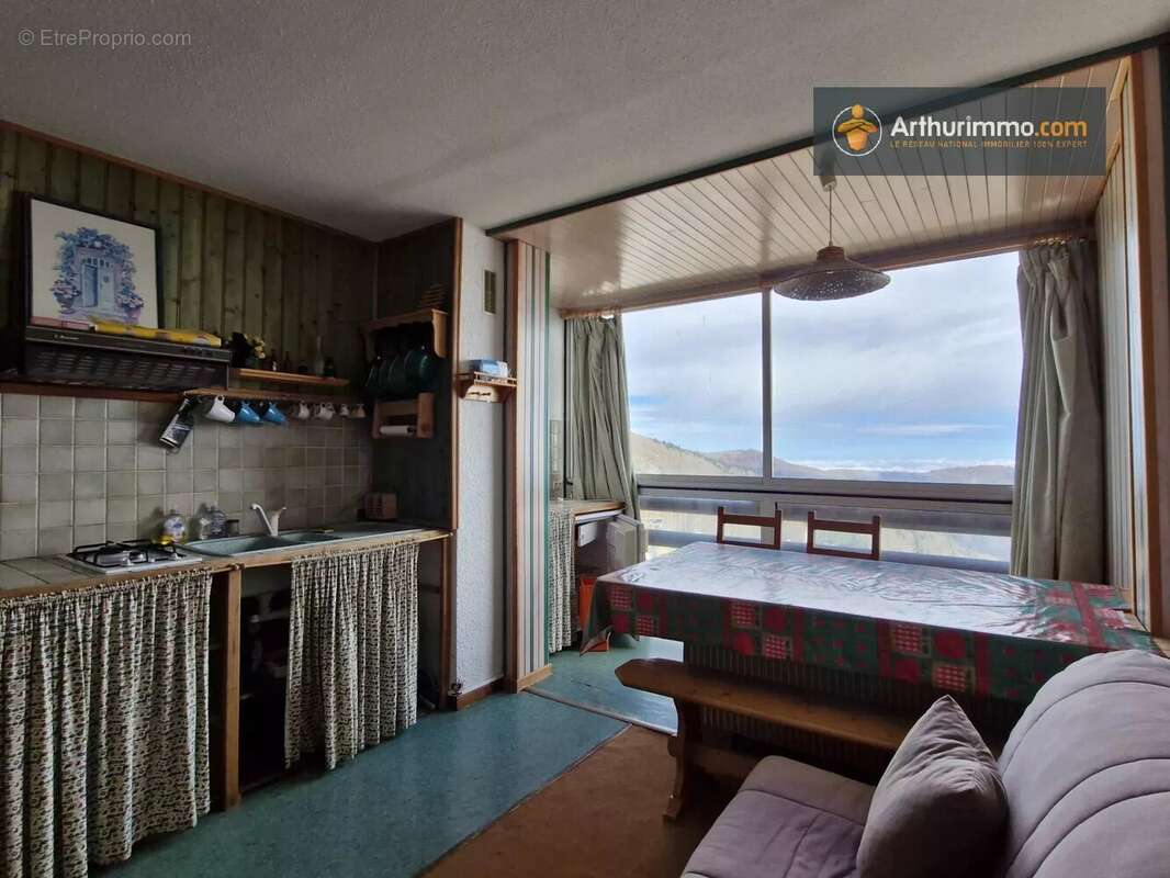 Appartement à MONTFERRIER