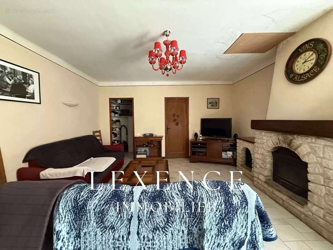 Appartement à ORGON