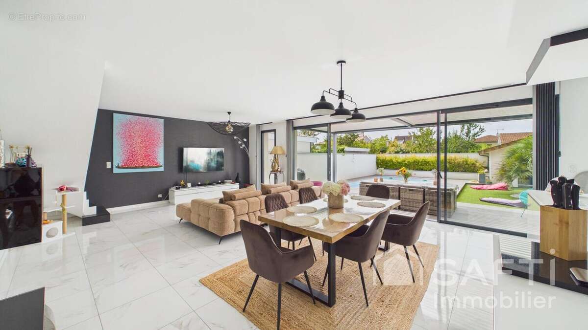 Maison 170 m² à Le Bouscat  - photo 3