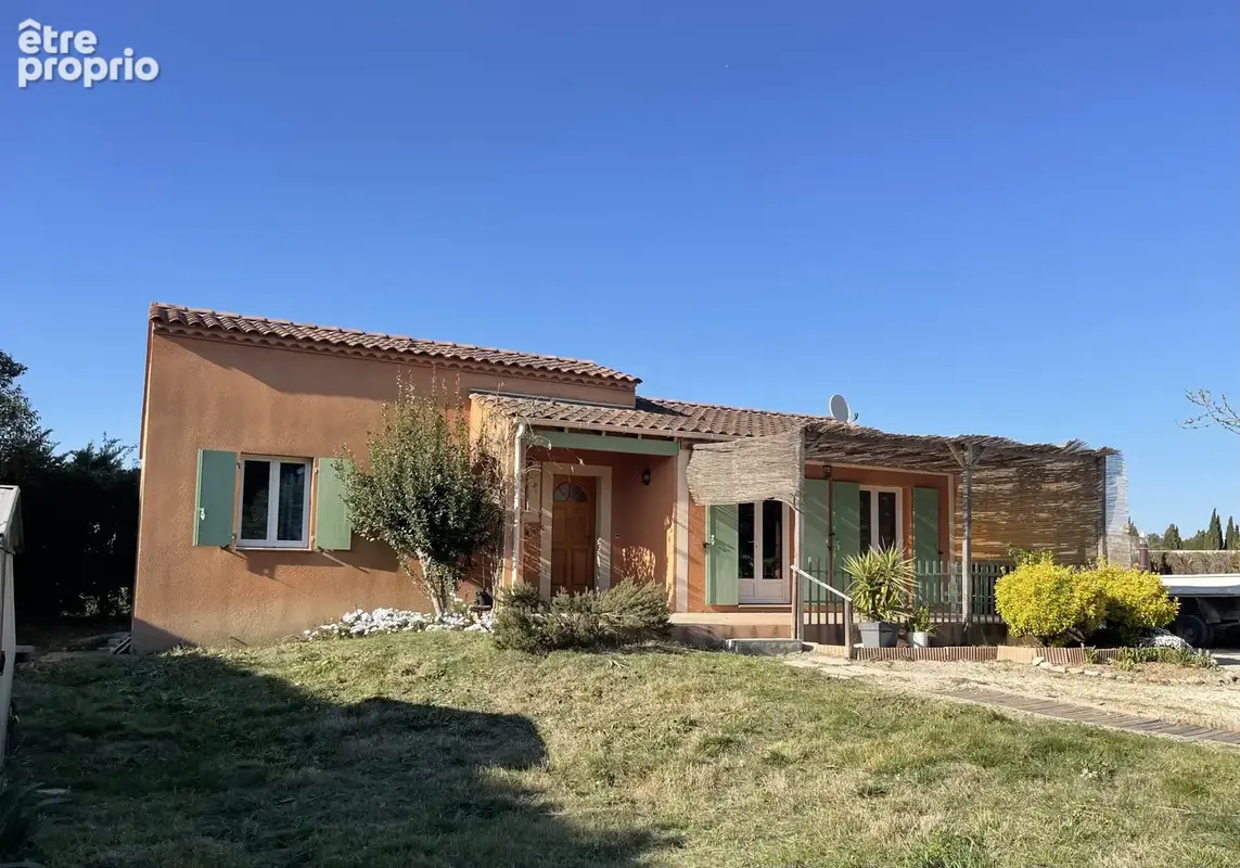 Villa de plain-pied au calme, avec terrain constructible de 1 540 m2 - photo 2