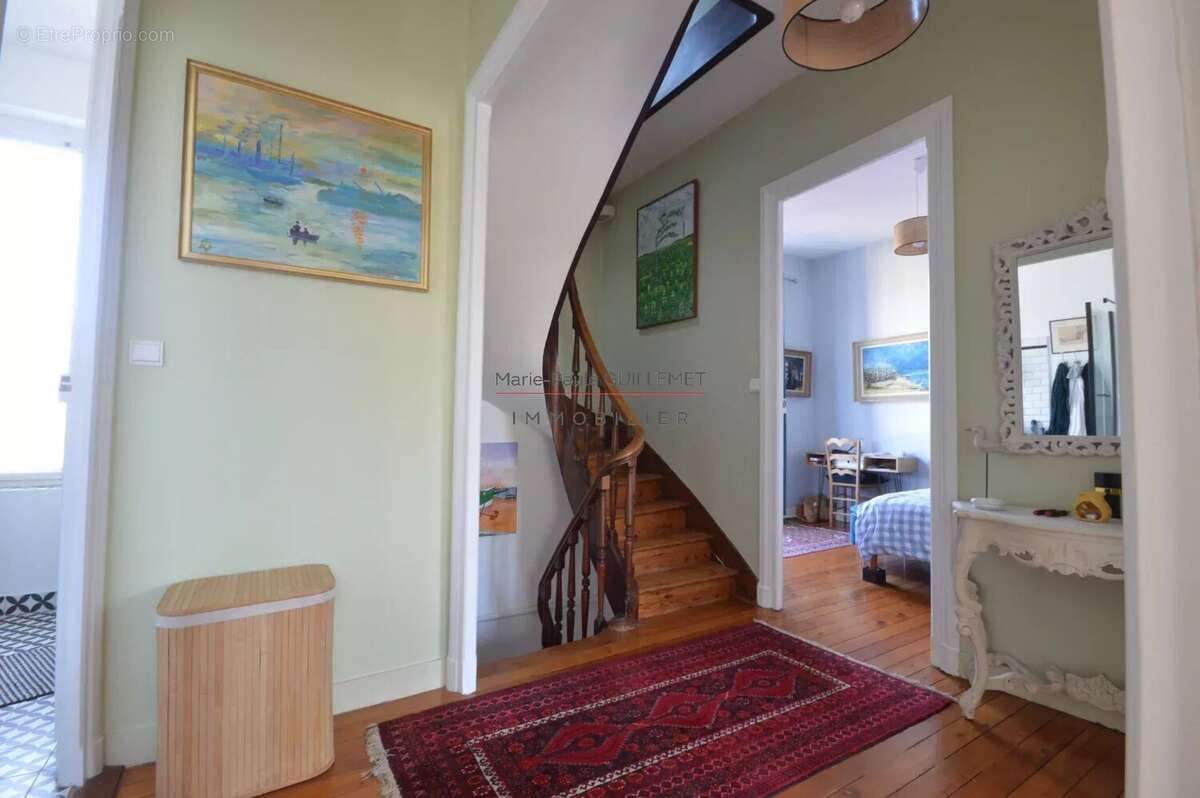 Maison à LA ROCHELLE