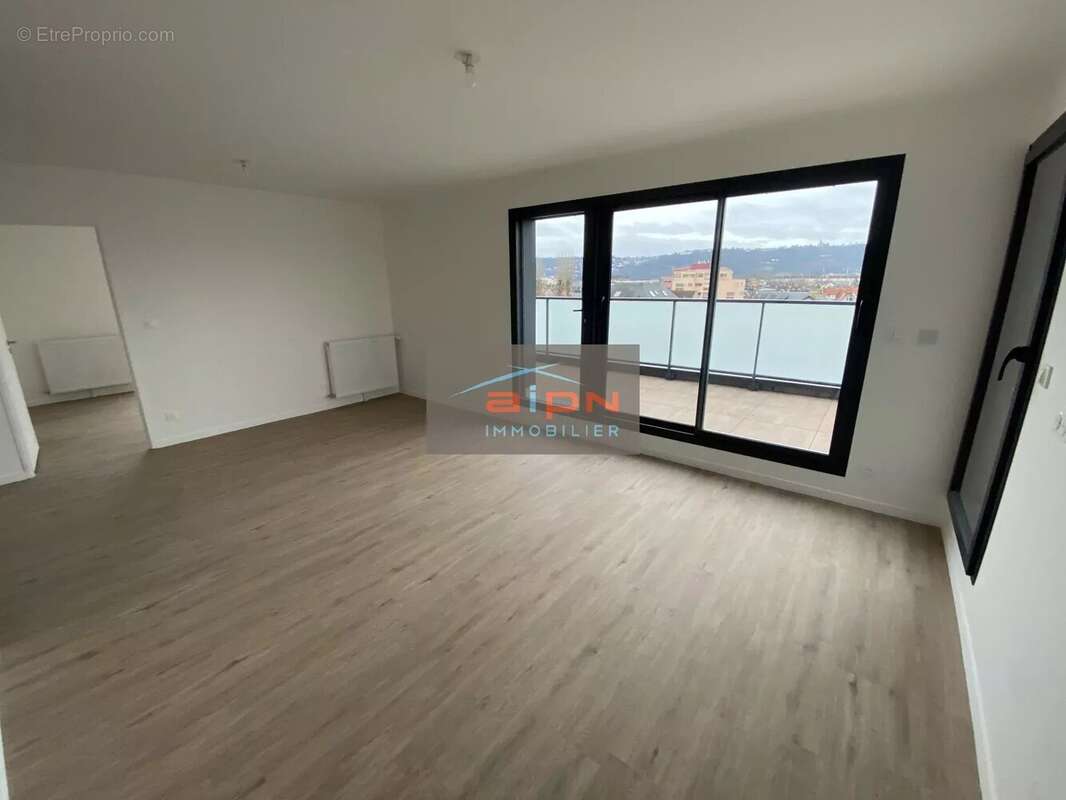 Appartement à SOTTEVILLE-LES-ROUEN