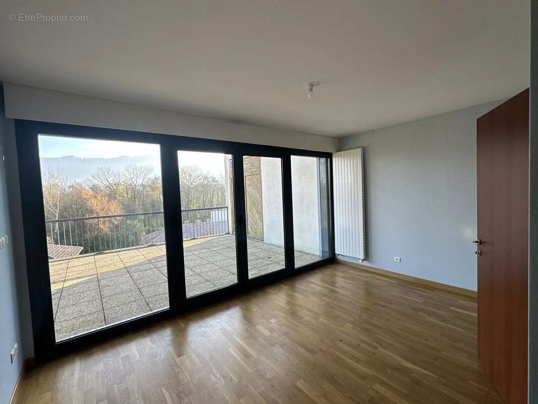 Appartement à LE BOURGET-DU-LAC