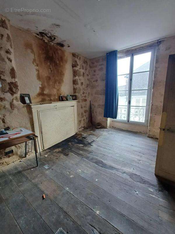 Maison 12 pièces avec jardin à Thiviers - photo 6