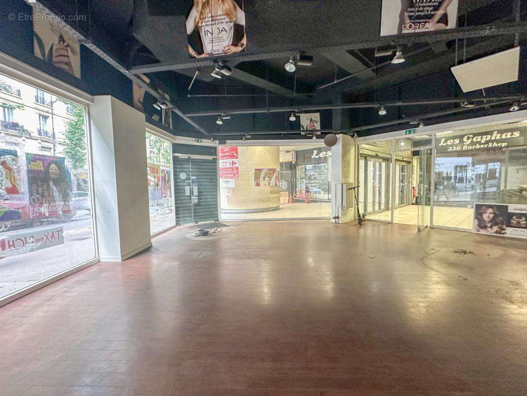 Commerce à PARIS-18E