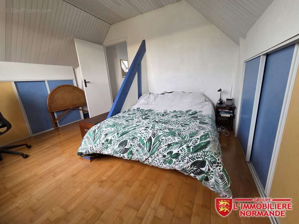 Maison à PONT-DE-L&#039;ARCHE