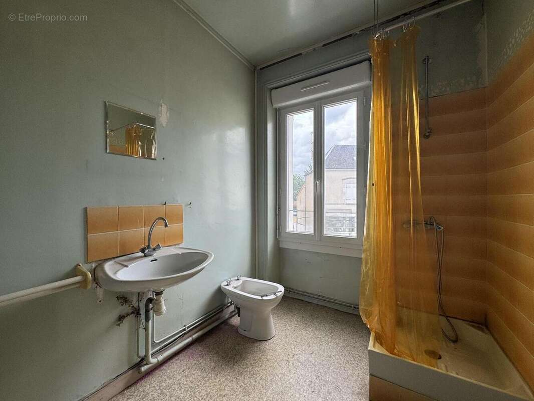   - Appartement à THOUARS