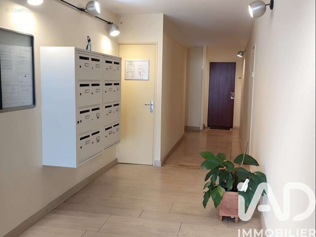 Photo 2 - Appartement à MARGNY-LES-COMPIEGNE